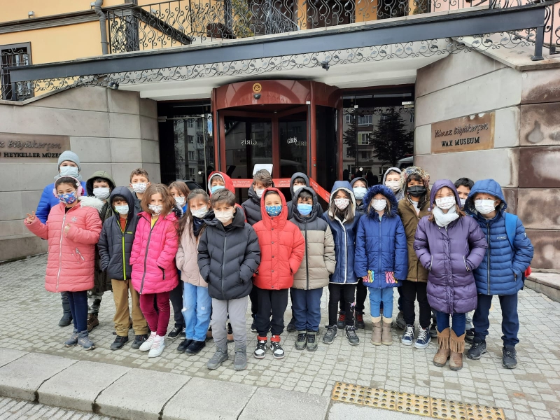 3. SINIF ÖĞRECİLERİ BALMUMU MÜZESİNDE