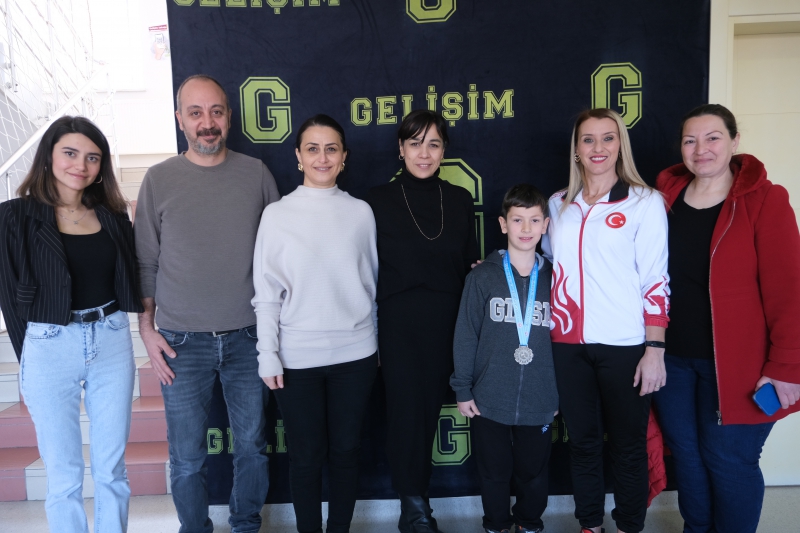 BERAT GÜNDOĞAN TÜRKİYE İKİNCİSİ