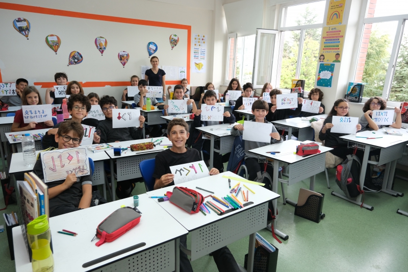 KÖKTÜRK ALFABESİYLE İSİM TASARIMI