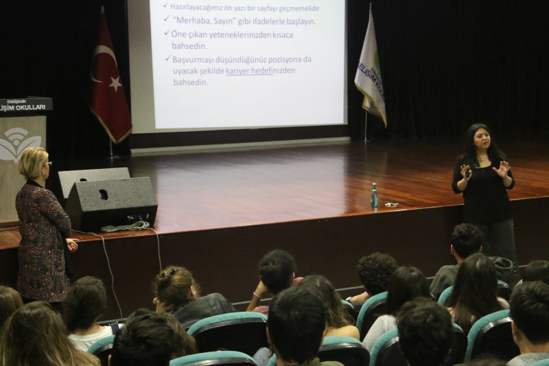 12.SINIF ÖĞRENCİLERİMİZE CV HAZIRLAMA VE MÜLAKAT TEKNİKLERİ SEMİNERİ