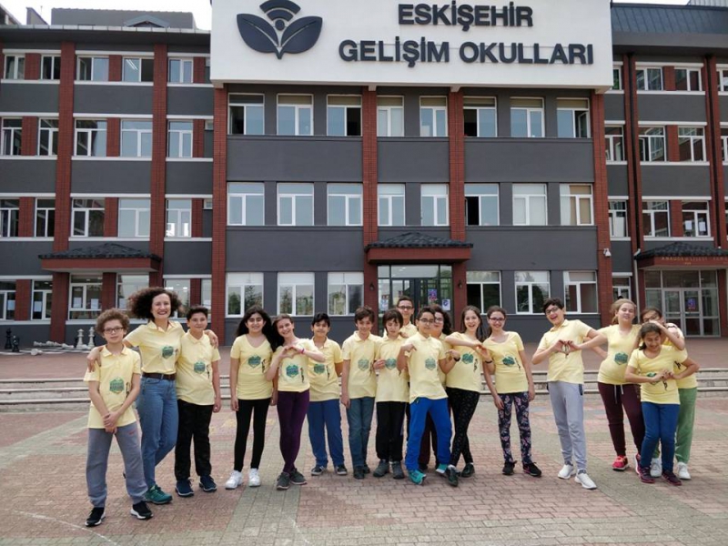 ORTAOKUL MATEMATİK KULÜBÜ KUPAYLA DÖNDÜ