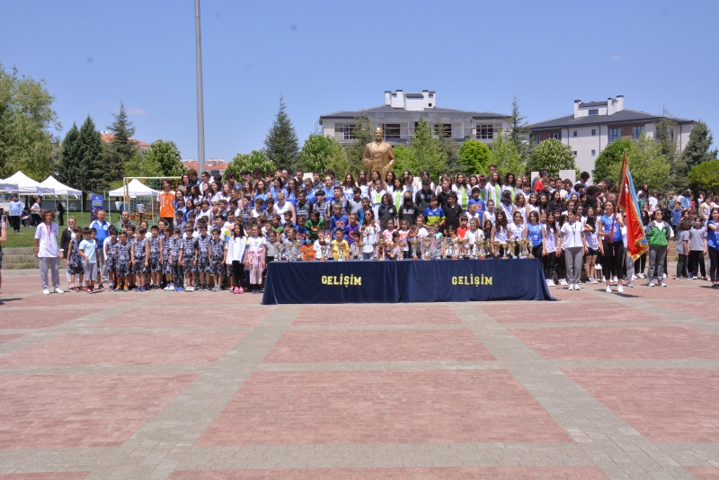 19 MAYIS GENÇLİK VE SPOR BAYRAMI OKULUMUZDA COŞKUYLA KUTLANDI