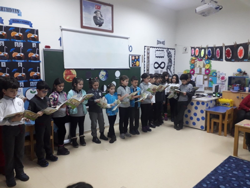 İLKOKUL ENGLISH WEEK’I COŞKUYLA KUTLADI!