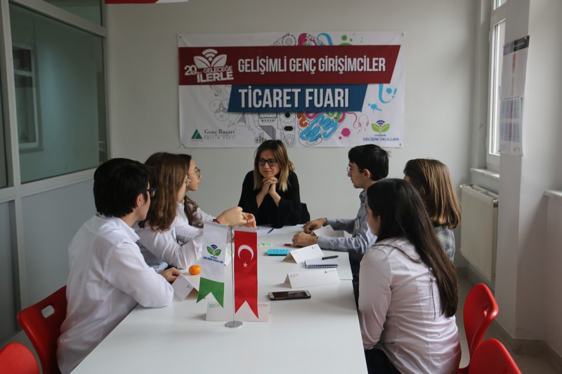 GELİŞİMLİ GENÇ GİRİŞİMCİLER HIZLA ÇALIŞMALARINA DEVAM EDİYOR