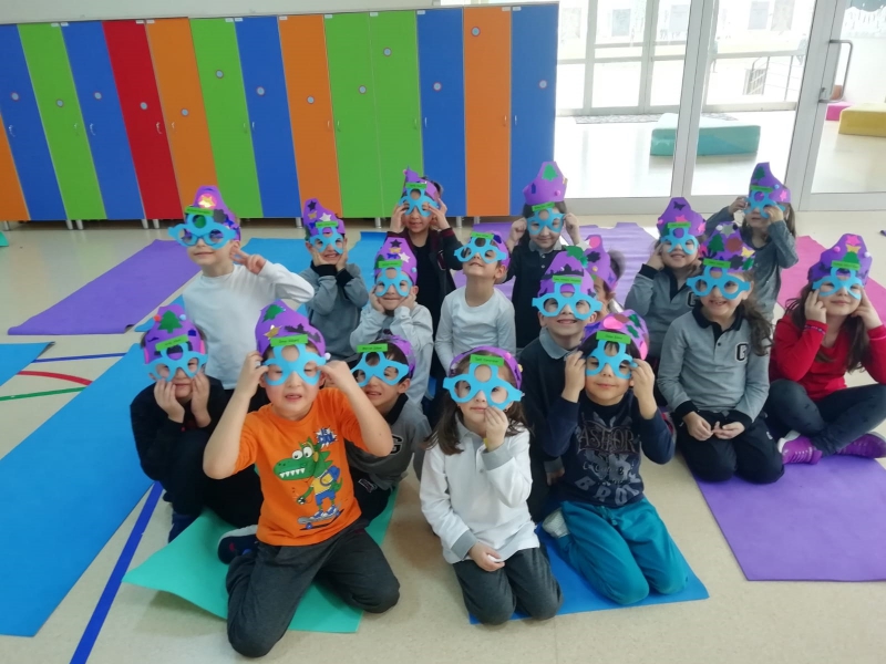 HOORAY!! WE ARE READY FOR THE YOGI UMBRELLA! 