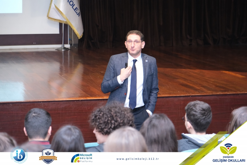 KARİYER PLANLAMA VE GELECEĞİN MESLEKLERİ