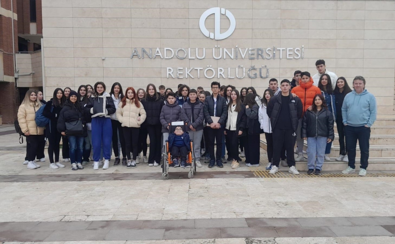 MESLEK VE KARİYER PLANLAMA`DA KAMPÜS ZİYARETLERİ-HUKUK FAKÜLTESİ