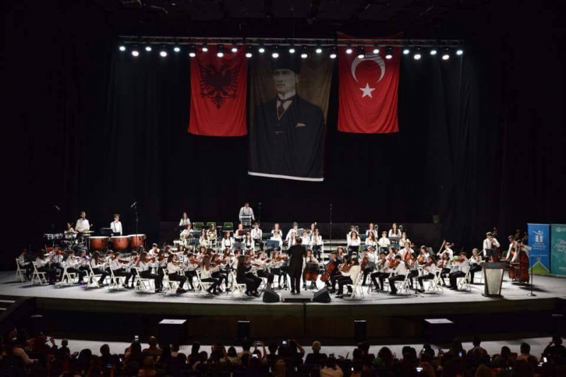ÖĞRENCİMİZ DURU TIKIZ ARNAVUTLUK’TA