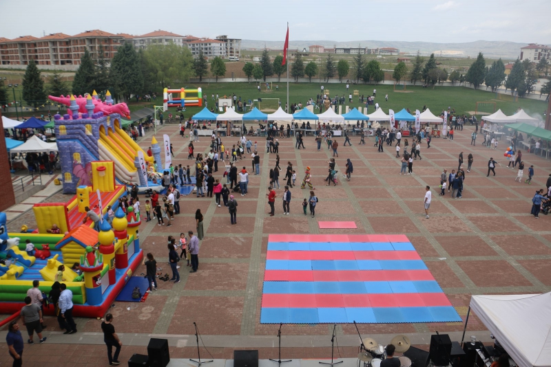 GELENEKSEL GELİŞİM PANAYIRI YİNE ÇOK RENKLİ