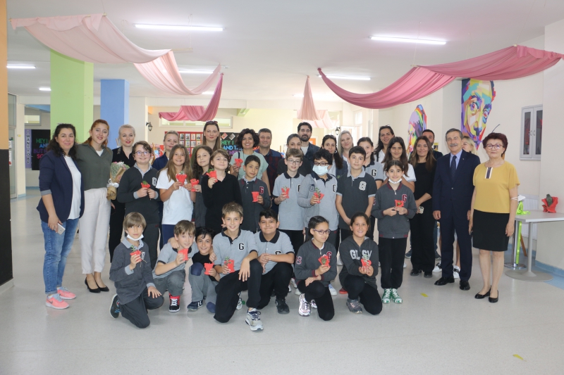 4-B SINIF SERGİSİ AÇILDI.