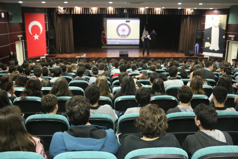 GÜVENLİ İNTERNET KULLANIMI VE BİLGİLENDİRME SEMİNERİ