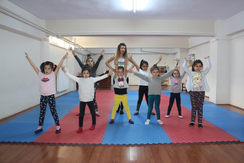 CUMARTESİ ETKİNLİKLERİ KALDIĞI YERDEN DEVAM EDİYOR