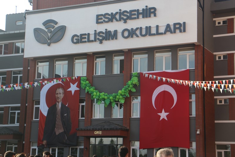 21. YILIMIZDA GELECEĞE İLERLİYORUZ