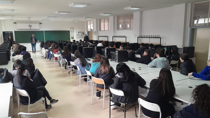 MÜHENDİSLİK FAKÜLTESİ VE MİMARLIK VE TASARIM FAKÜLTELERİYDİK 