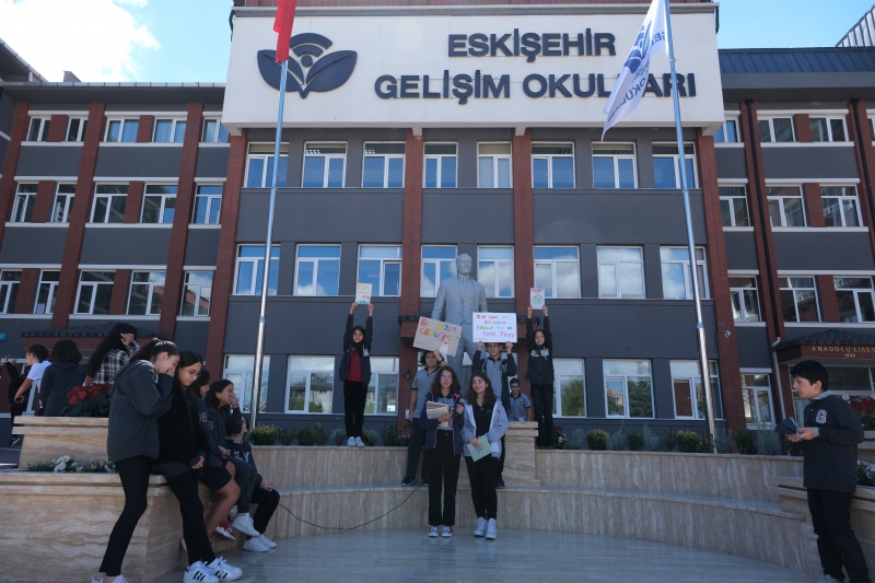 8. SINIFLAR KÜRESEL İKLİM GREVİ