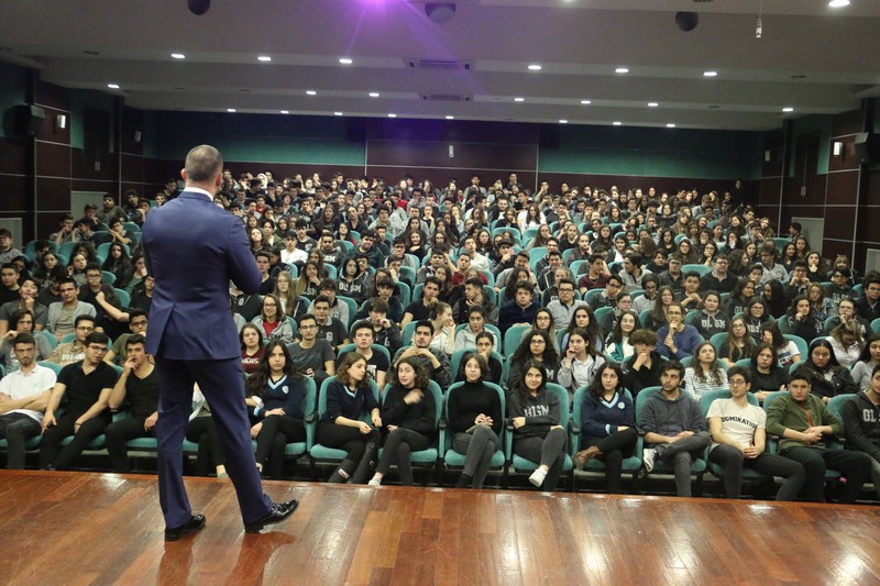 İNGİLTERE’DE ADIM ADIM ÜNİVERSİTE SEMİNERİ