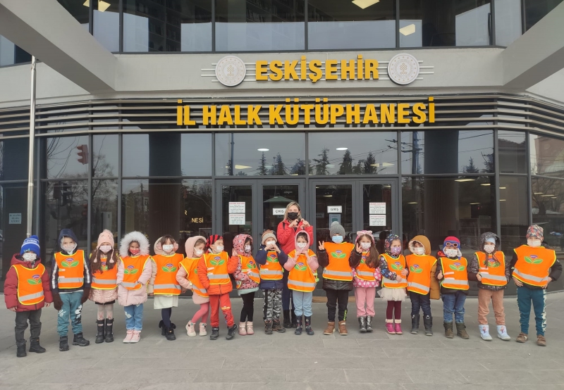 ANAOKULU ÖĞRENCİLERİMİZ İL HALK KÜTÜPHANESİNDE