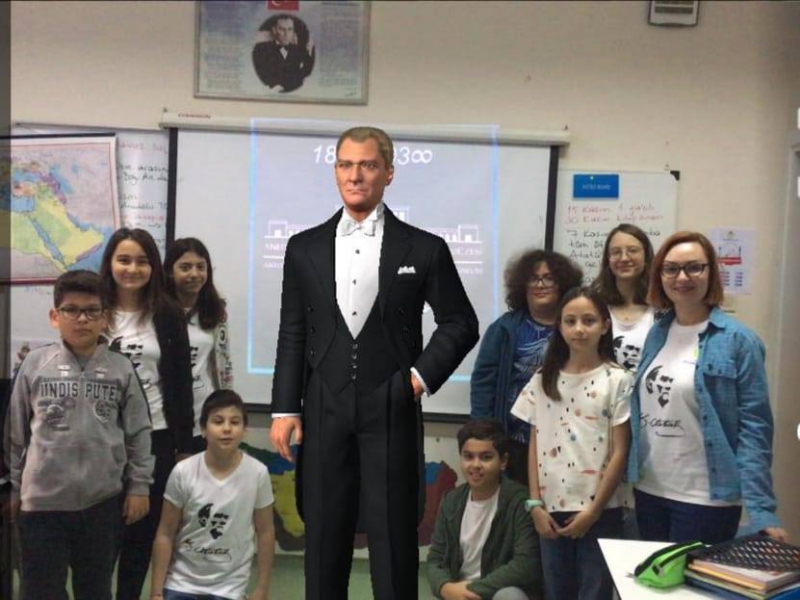 ORTAOKUL ÖĞRENCİLERİMİZ ATATÜRK`Ü ANIYOR
